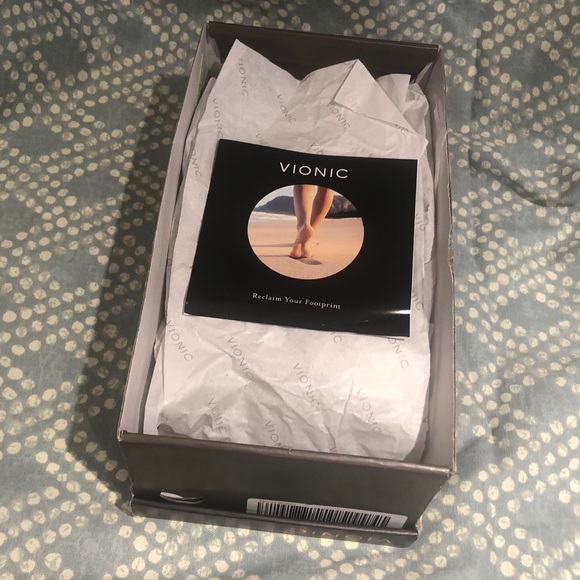 NIB vionic sandals - Picture 6 of 13